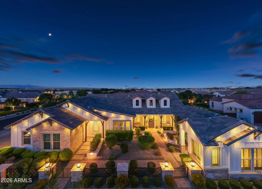25017 S 198th Place, Queen Creek
