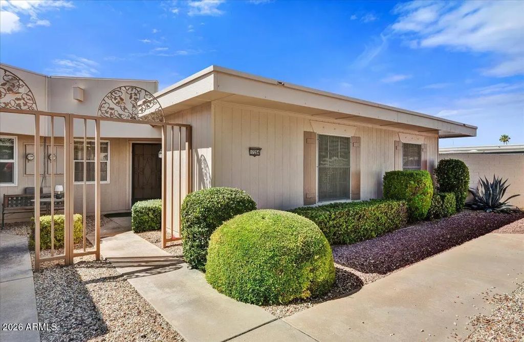 17264 N 105th Avenue, Sun City