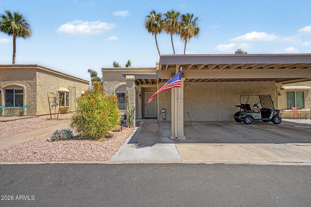 605 S Desert Flower Drive, Mesa