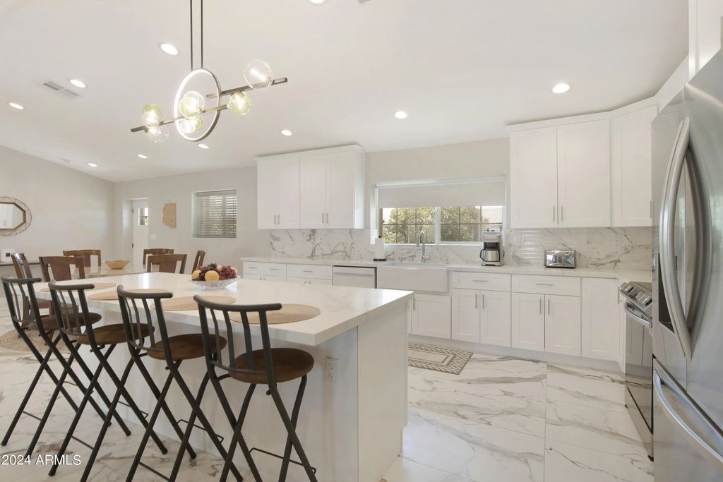 1826 W Oraibi Drive, Phoenix