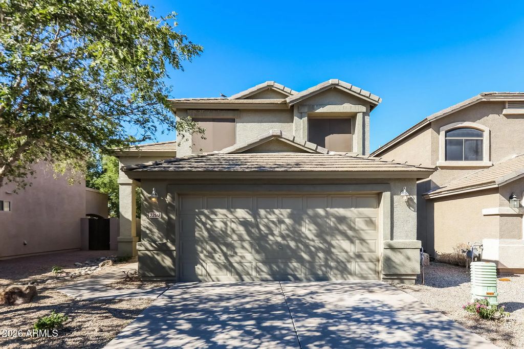 22512 N Davis Way, Maricopa