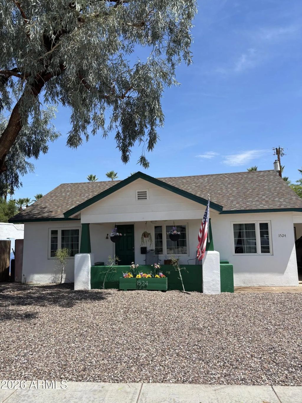 1524 E Earll Drive, Phoenix