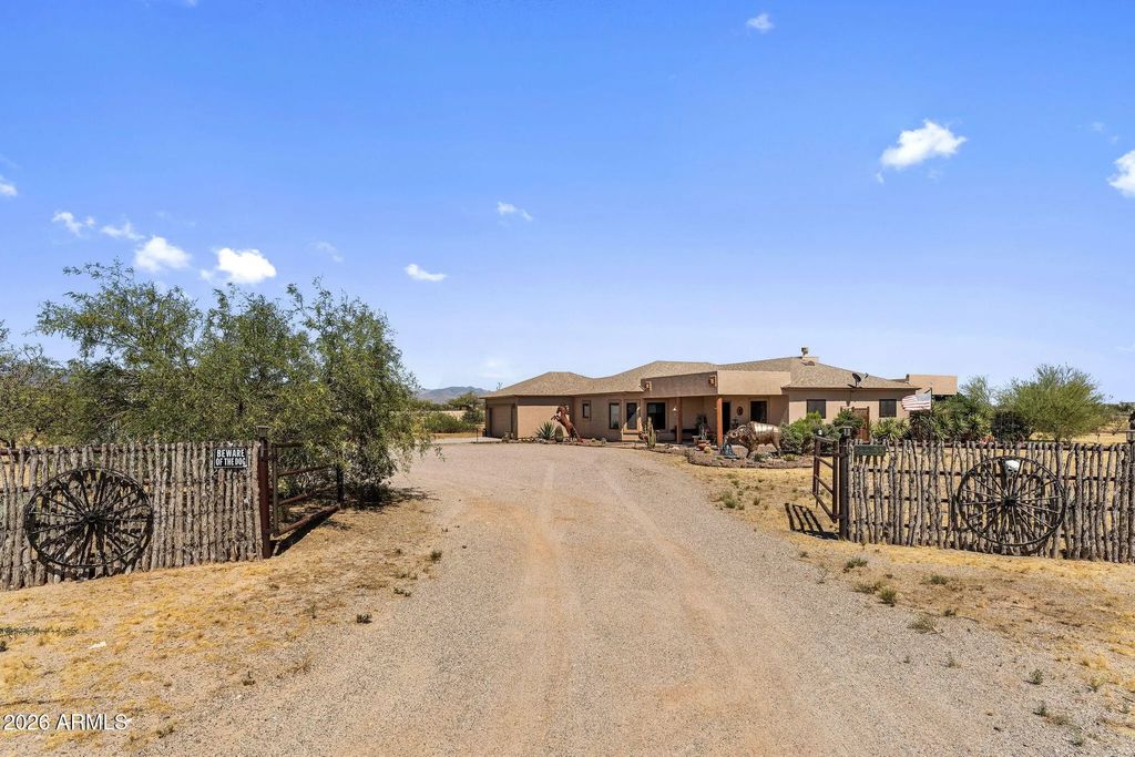 27755 S Clydesdale Avenue, Congress