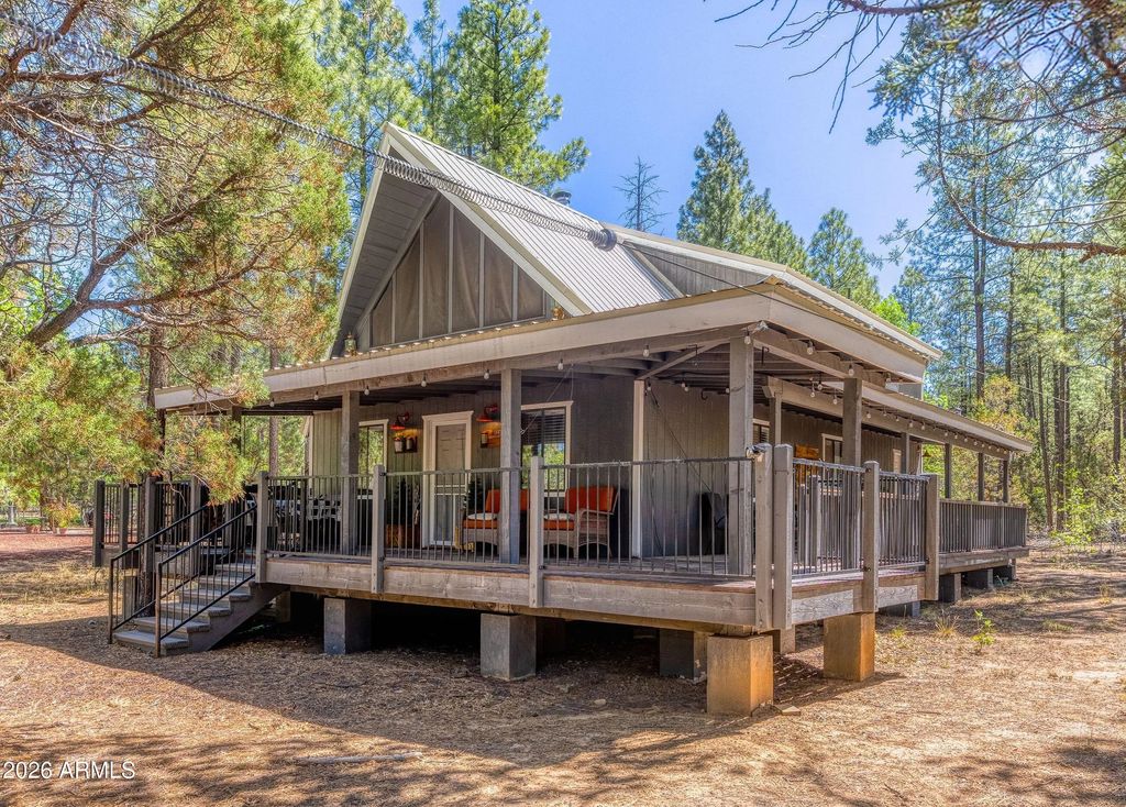 1351 Ox Bow Drive, Lakeside