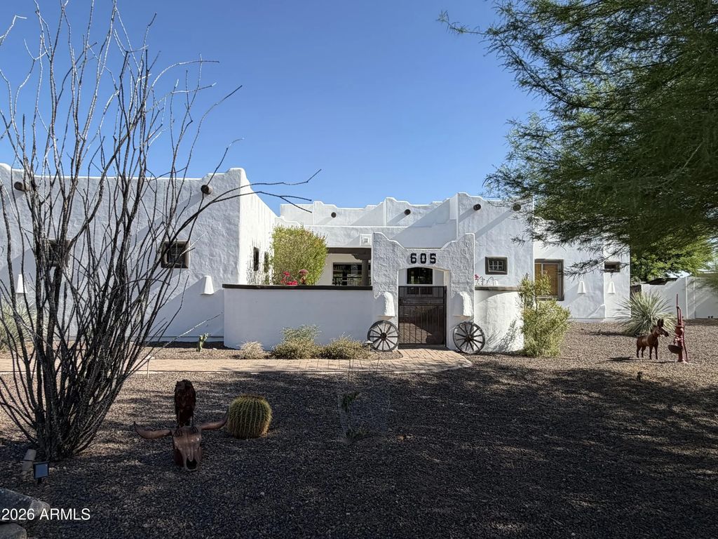605 W Ridgecrest Road, Phoenix