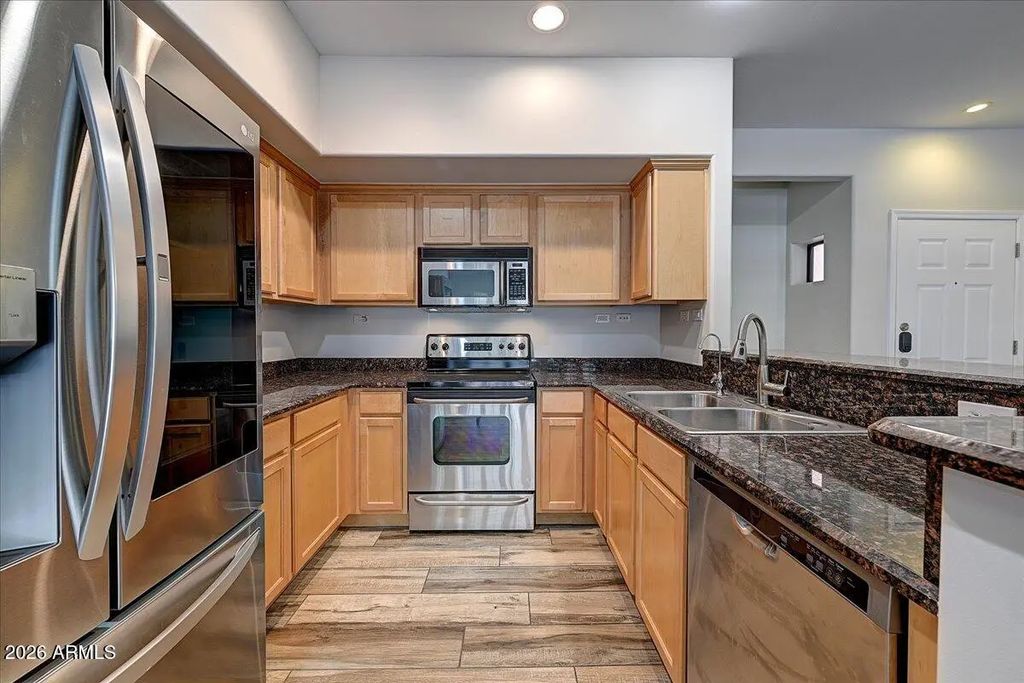 20660 N 40th Street (unit 1075), Phoenix