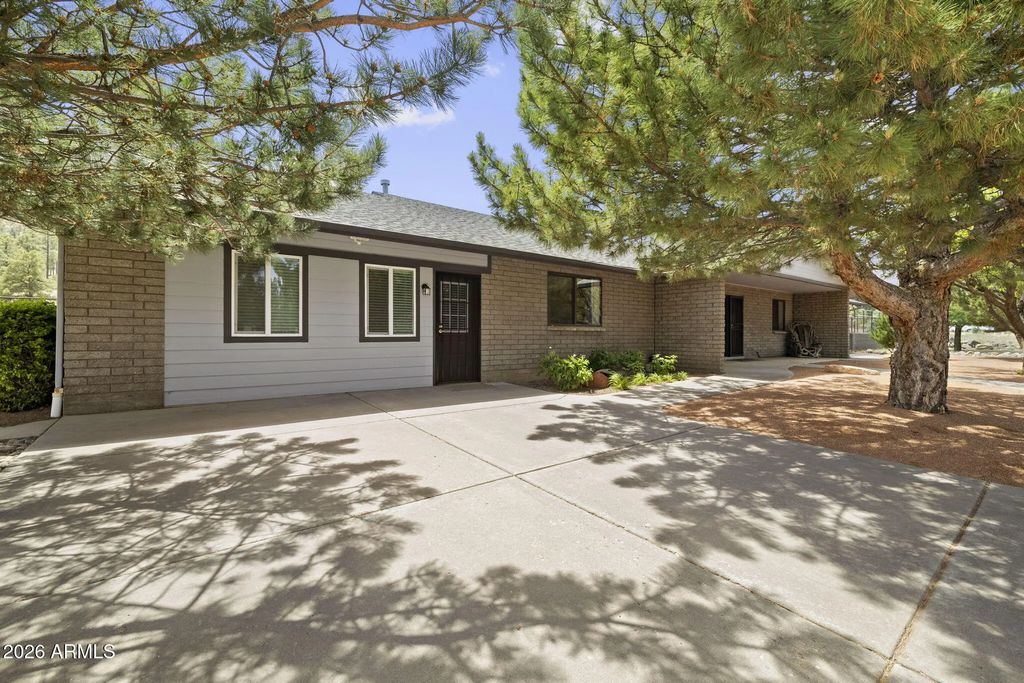 7050 Vista De Oro, Flagstaff