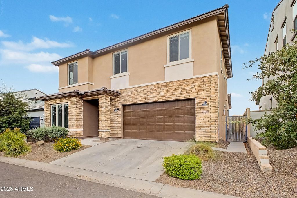 21167 W Minnezona Avenue, Buckeye