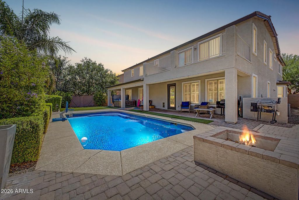 3228 E Anika Drive, Gilbert