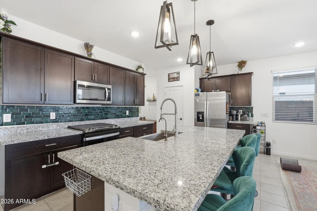 16058 W Smoketree Drive, Surprise
