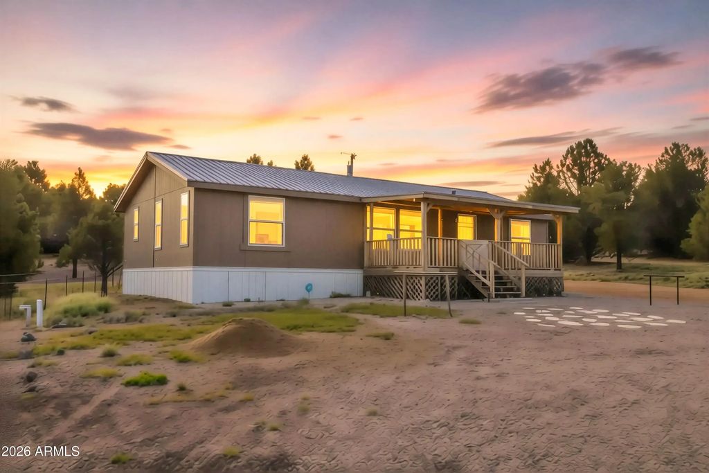 7697 N 8 Mile Boulevard, Williams