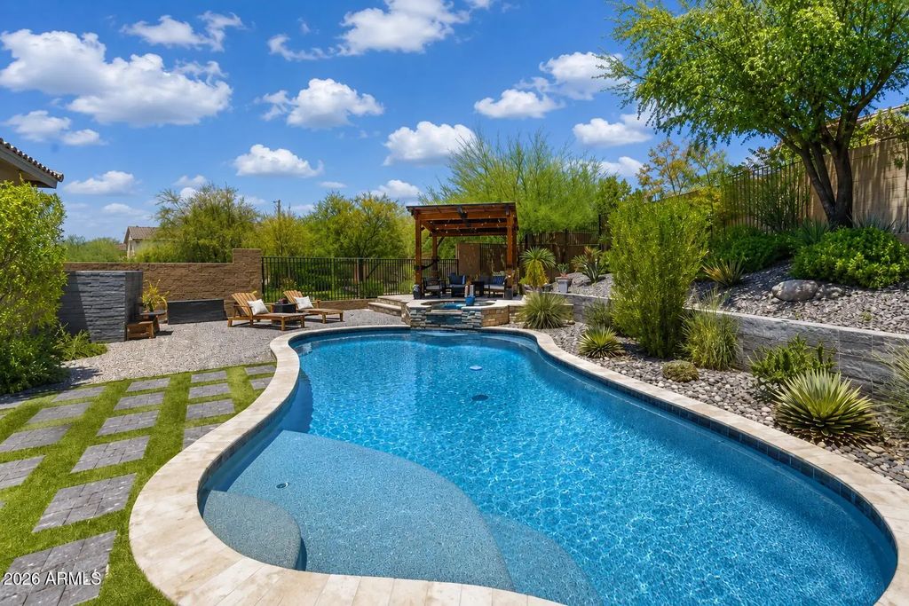 1612 W Molly Lane, Phoenix