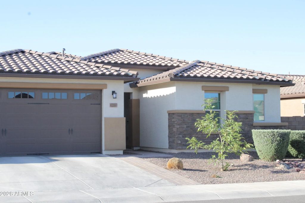 17258 W Seldon Lane, Waddell