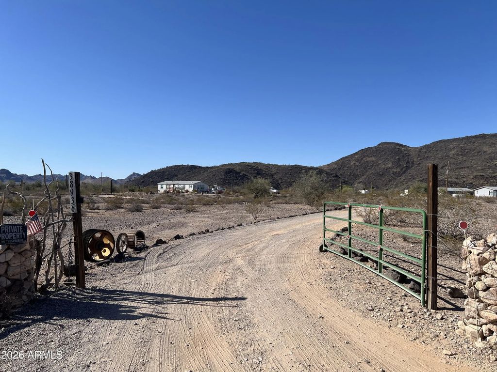 38936 W Mountain View Road, Tonopah