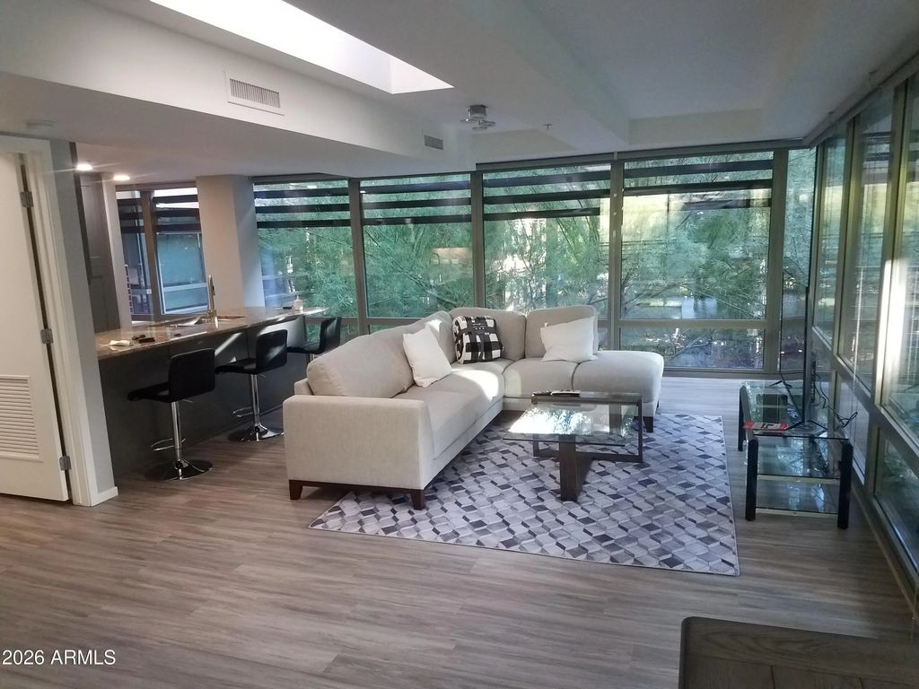 7137 E Rancho Vista Drive (unit 3012), Scottsdale