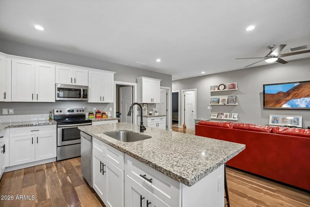 4931 S 11th Place, Phoenix