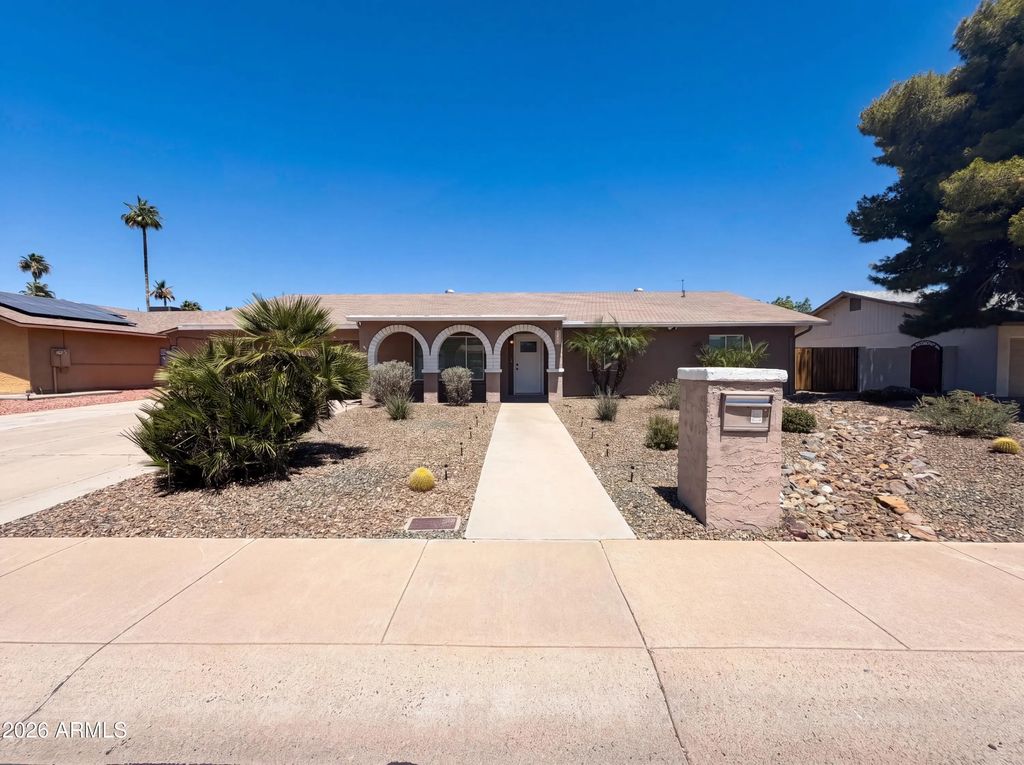 3028 E Marilyn Road, Phoenix