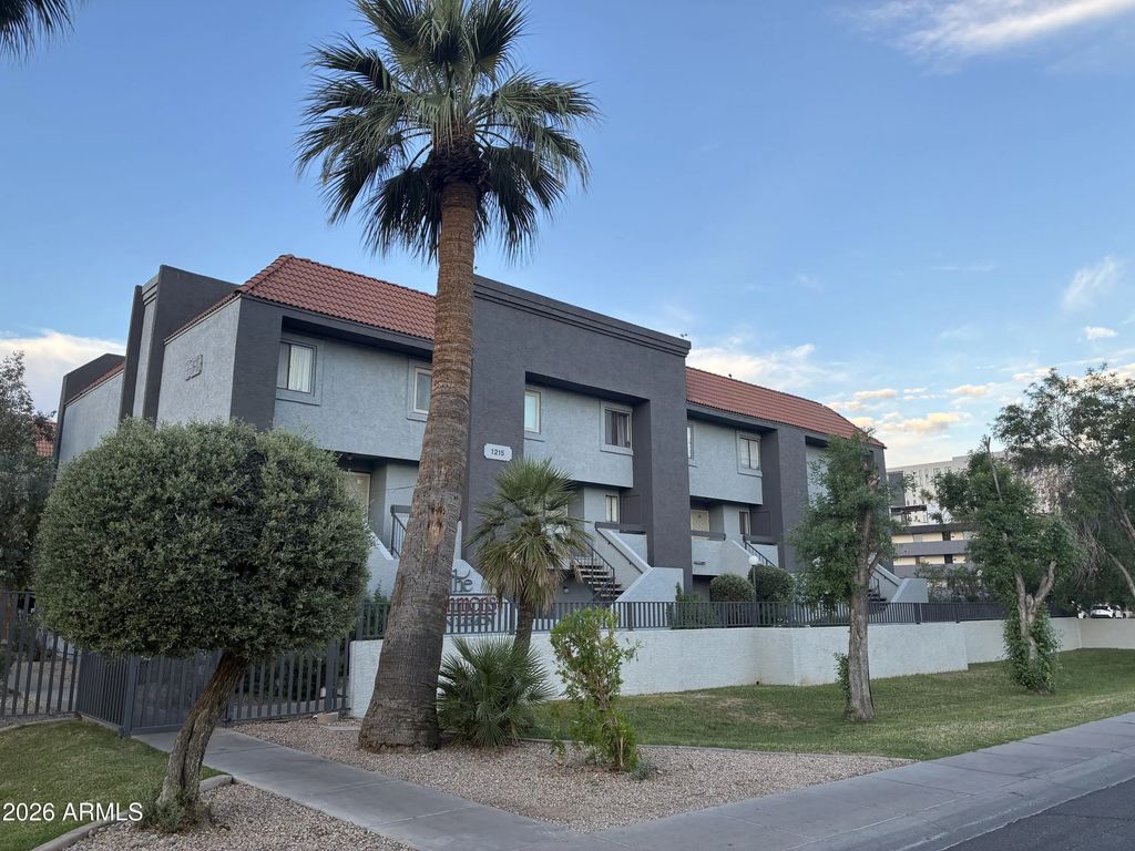 1215 E Lemon Street (unit Apt 127), Tempe