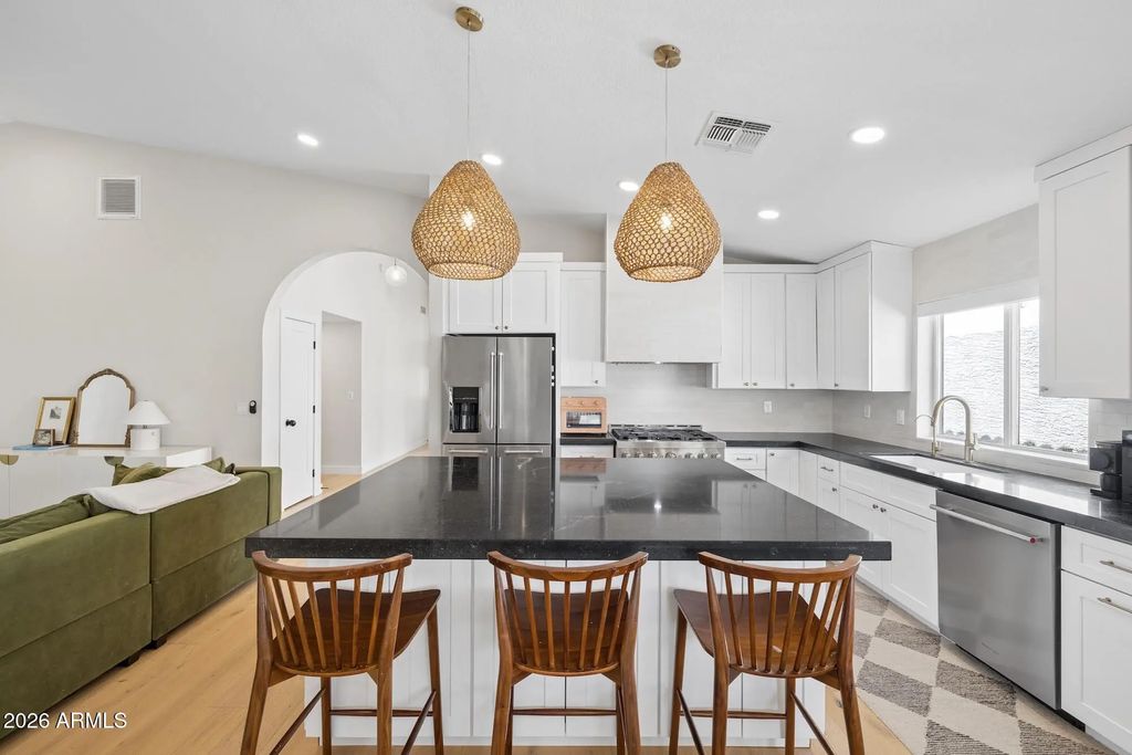 1911 E Clipper Court, Gilbert