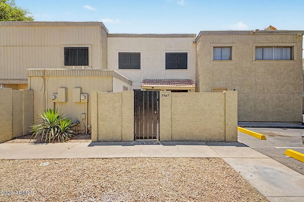 5947 N 48th Avenue, Glendale