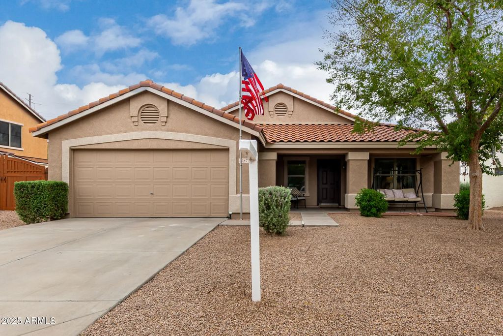 3587 E Trigger Way, Gilbert