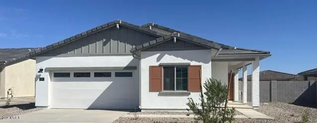 666 W Red Hawk Court, Casa Grande