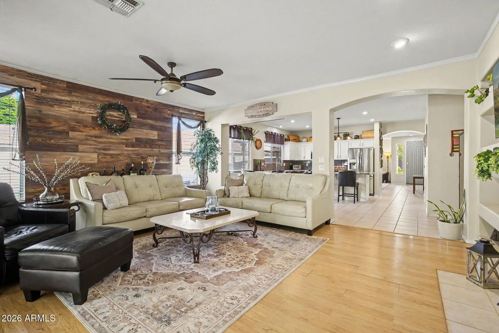 1624 W Nighthawk Way, Phoenix