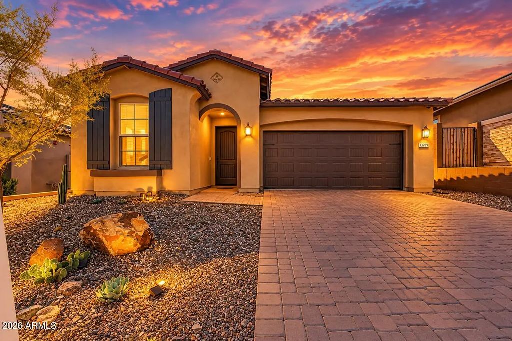 13239 W Red Range Way, Peoria