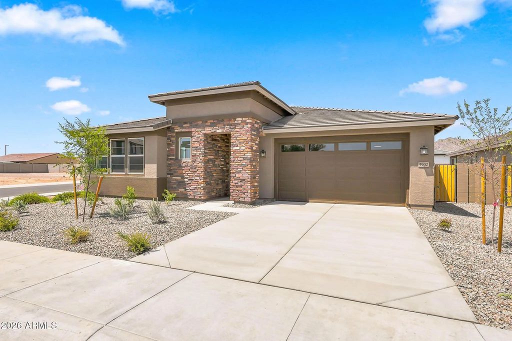 5902 N 194th Drive, Litchfield Park