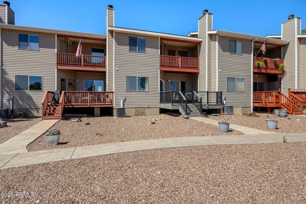1973 Village Circle, Show Low