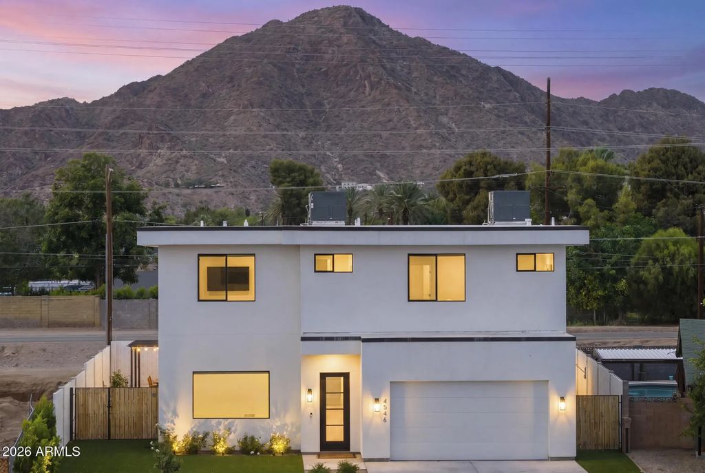 4546 E Campbell Avenue, Phoenix