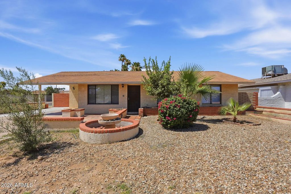 2254 W Wethersfield Road, Phoenix