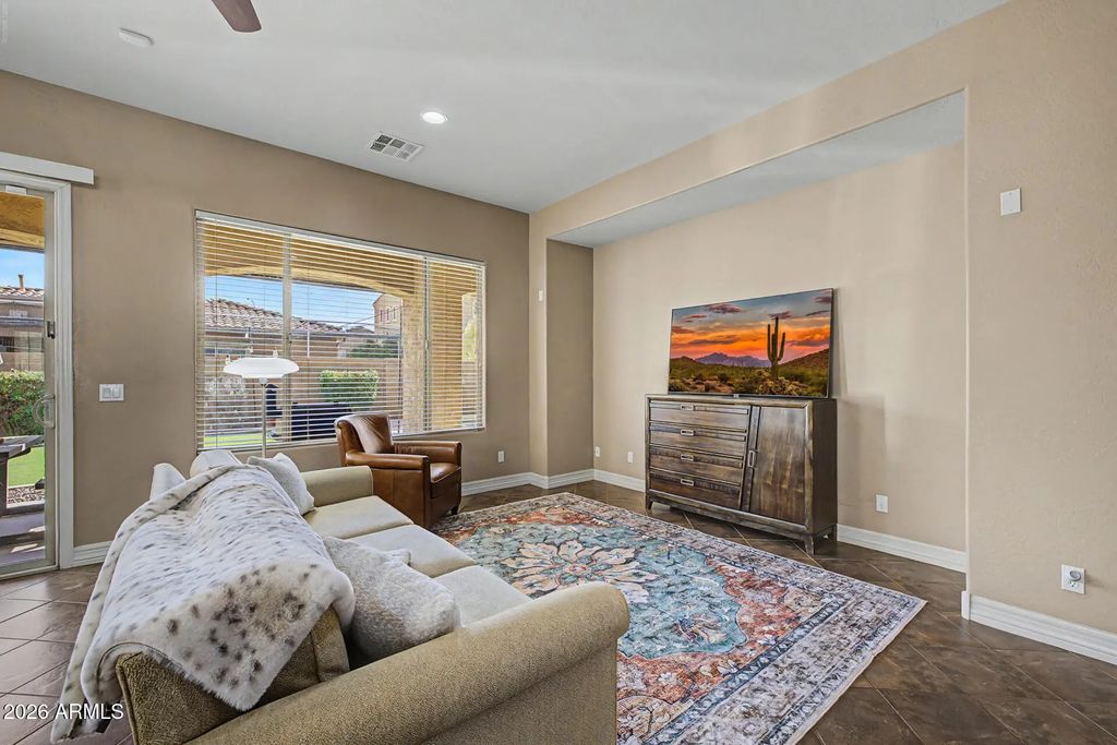 2637 E Dogwood Drive, Chandler