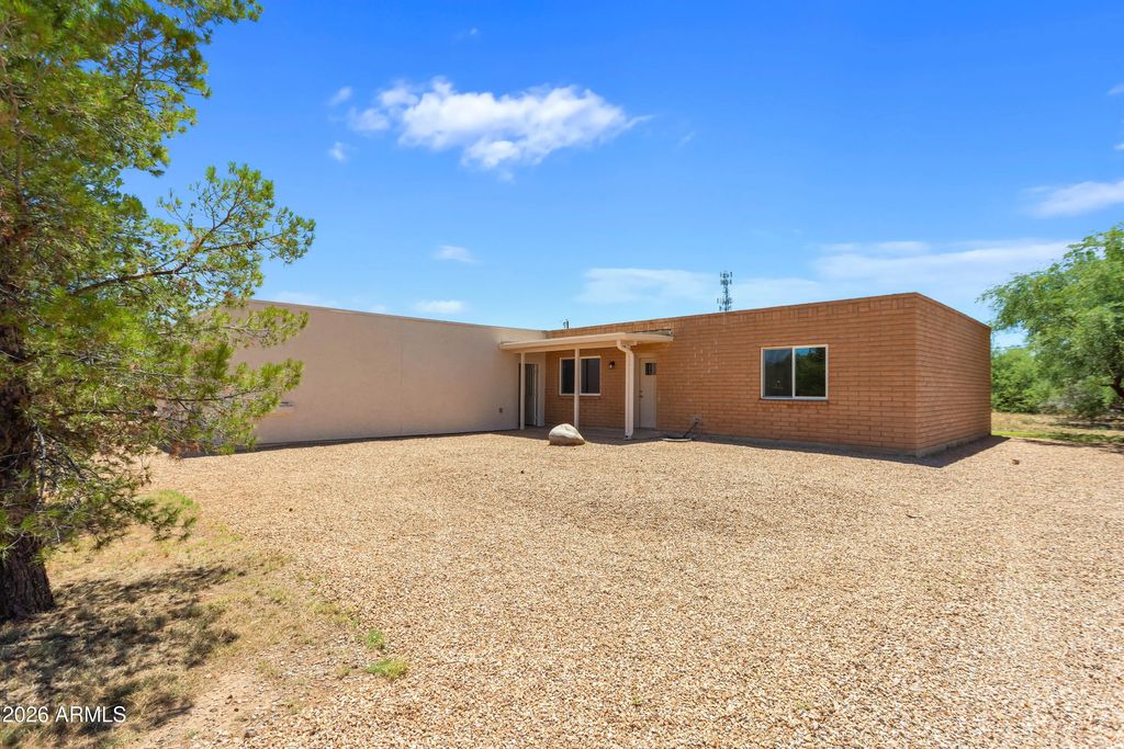 2061 N Laurel Place, Huachuca City