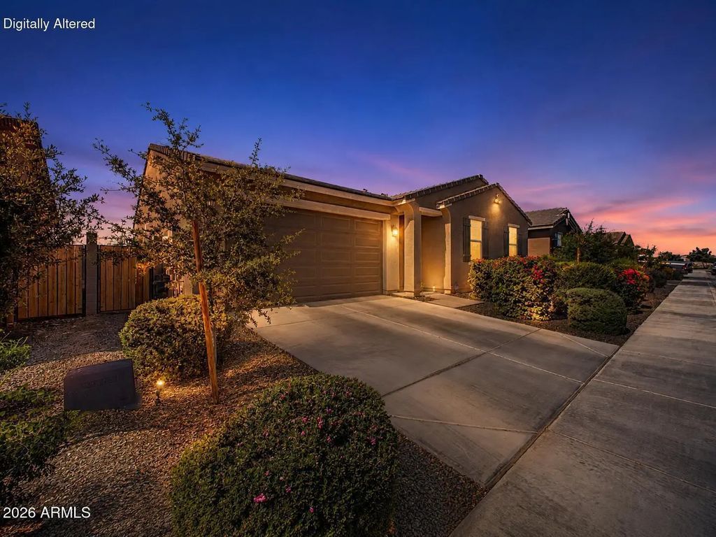 8832 W Albeniz Place, Tolleson