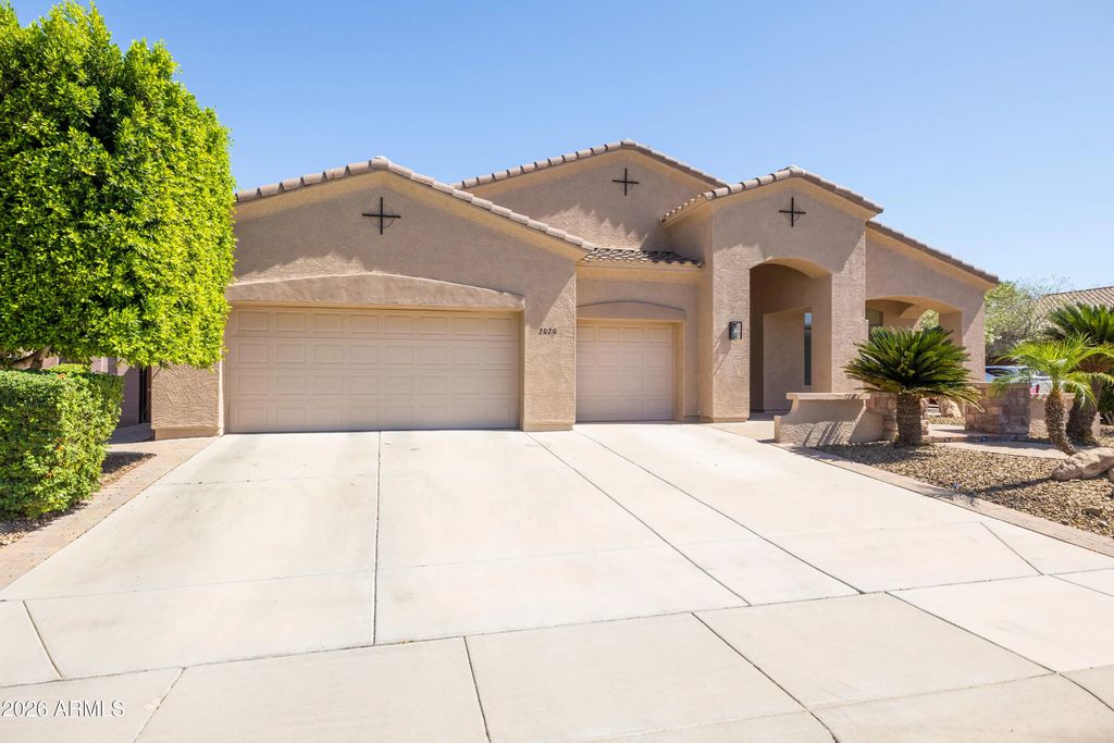 2020 W Bonanza Lane, Phoenix