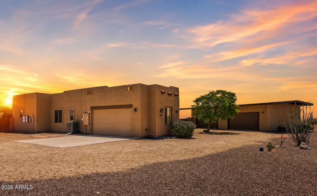 14645 W Hedgehog Place, Surprise