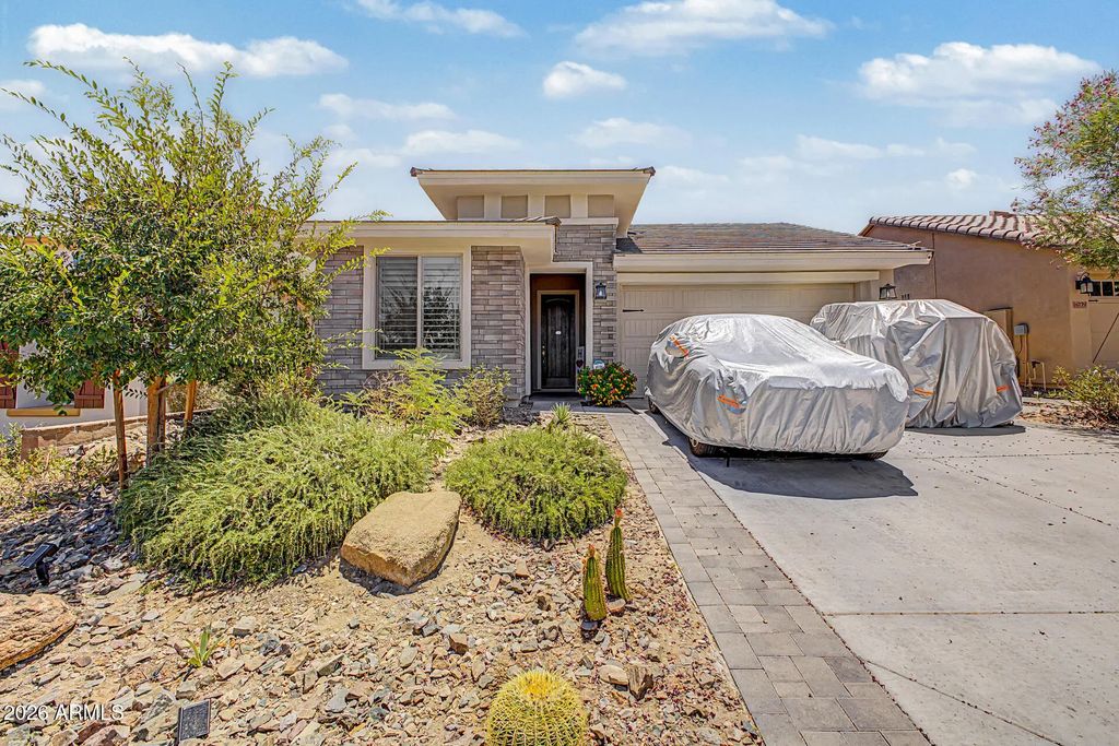 16773 W Paseo Way, Goodyear