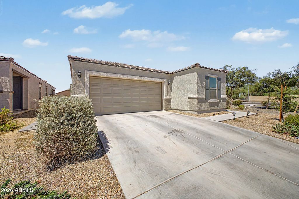 714 E Mountain View Drive, Avondale