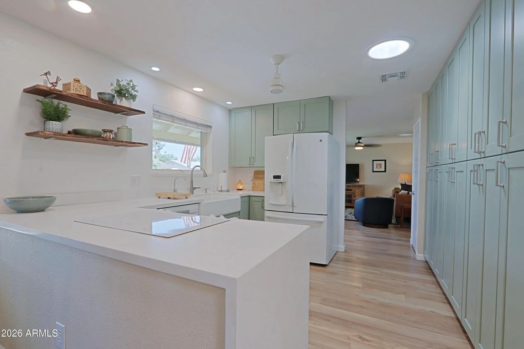 703 E Auburn Drive, Tempe