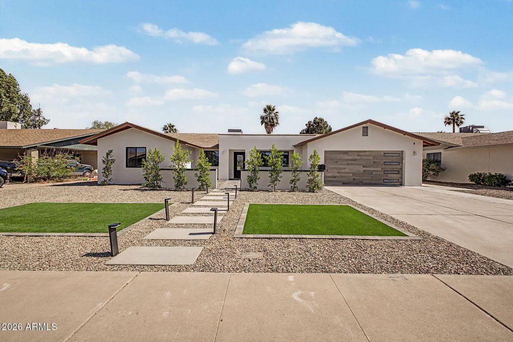 3127 E Altadena Avenue, Phoenix