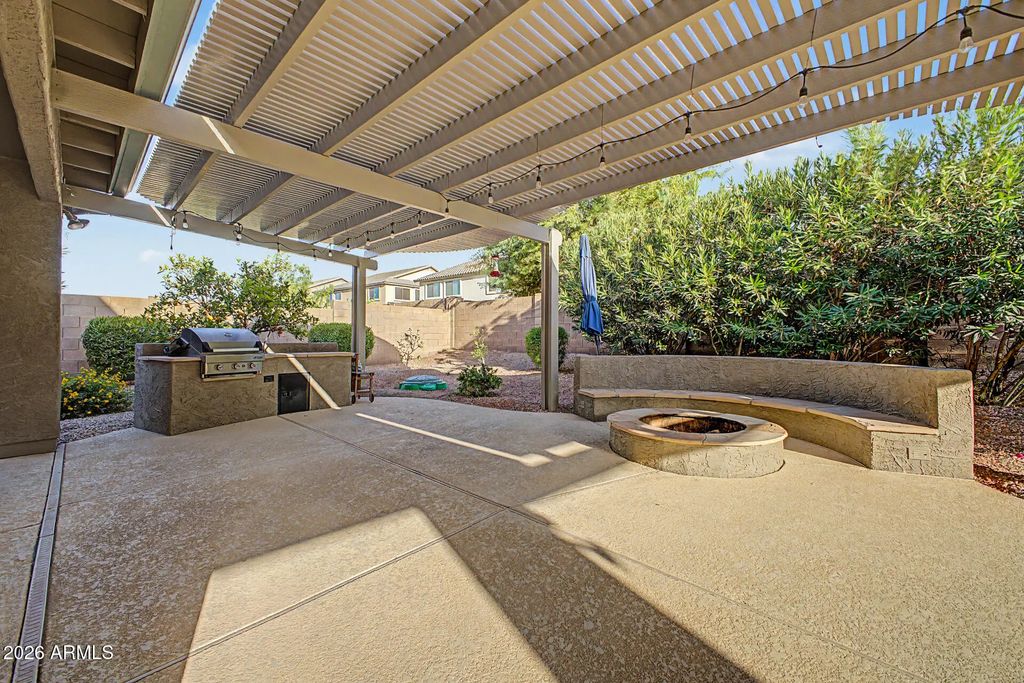 3213 W Pleasant Lane, Phoenix