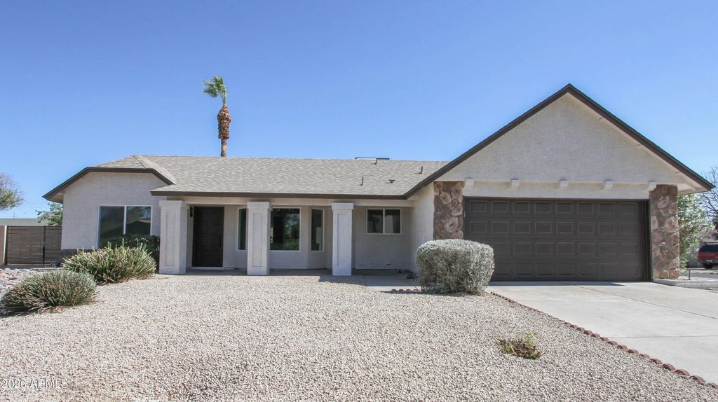 401 E Rockwood Drive, Phoenix
