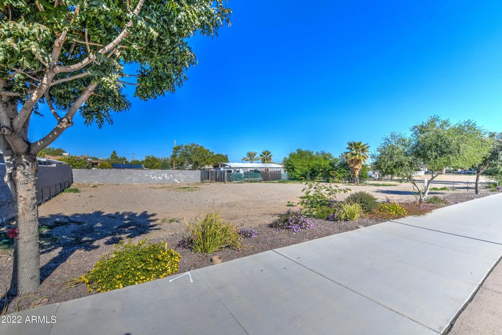 12212 W Thunderbird Road (unit 3), El Mirage