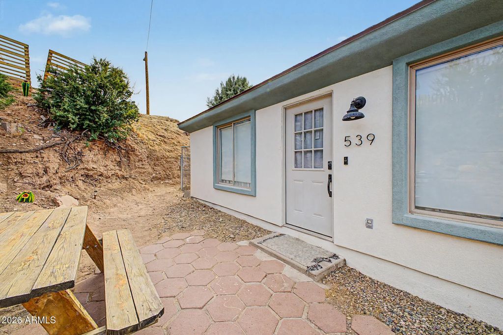 539 N Madison Street, Wickenburg