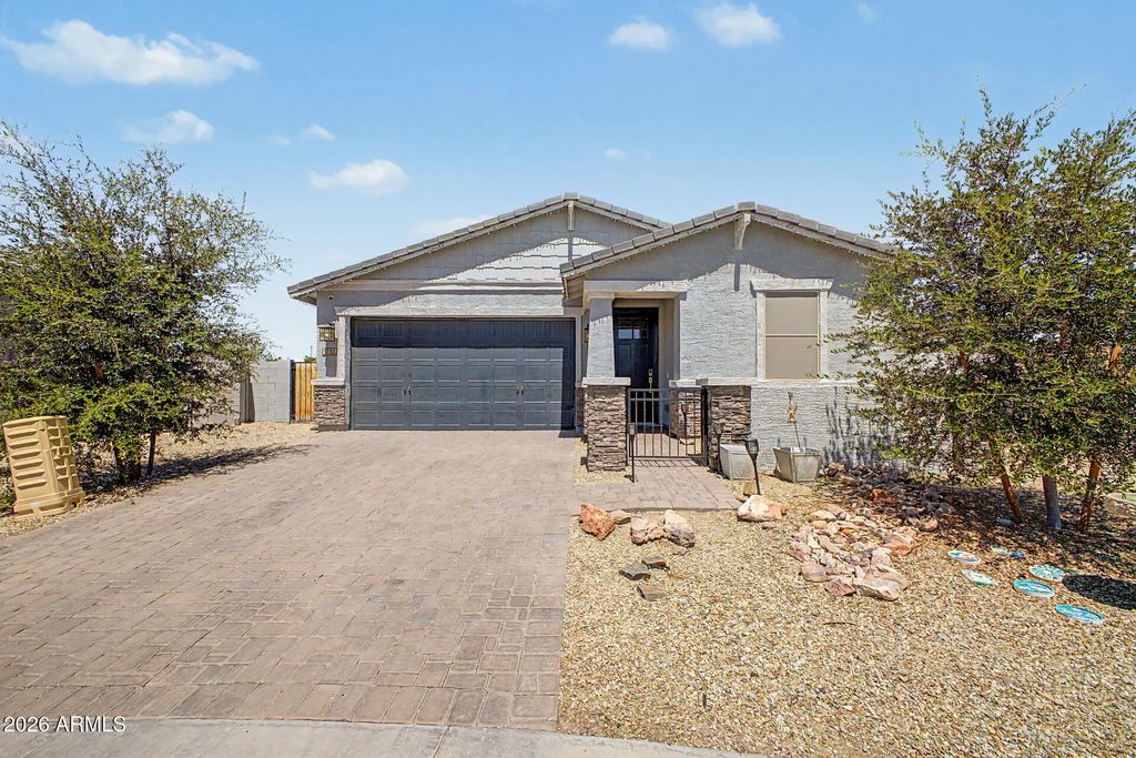 1702 S 223rd Lane, Buckeye