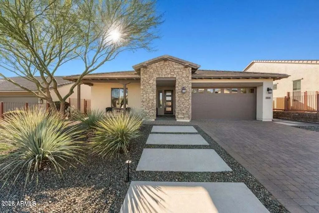 3221 Rising Sun Ridge, Wickenburg