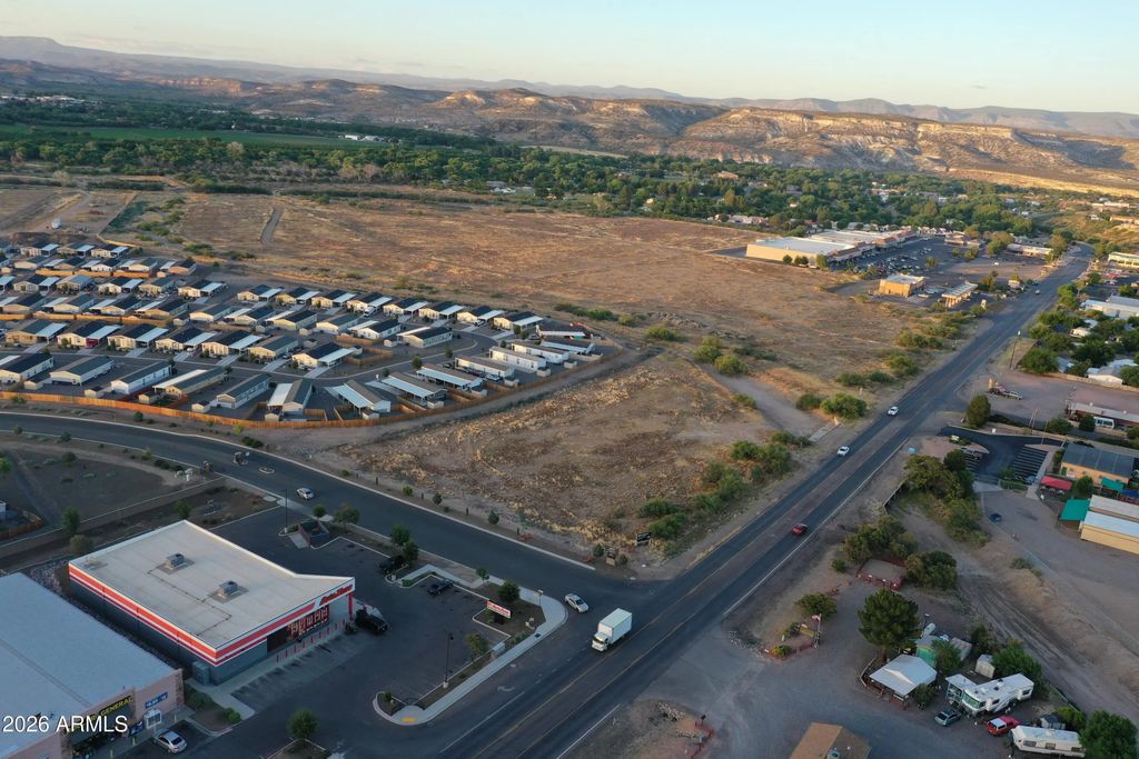 W Finnie Flat Road (unit -), Camp Verde