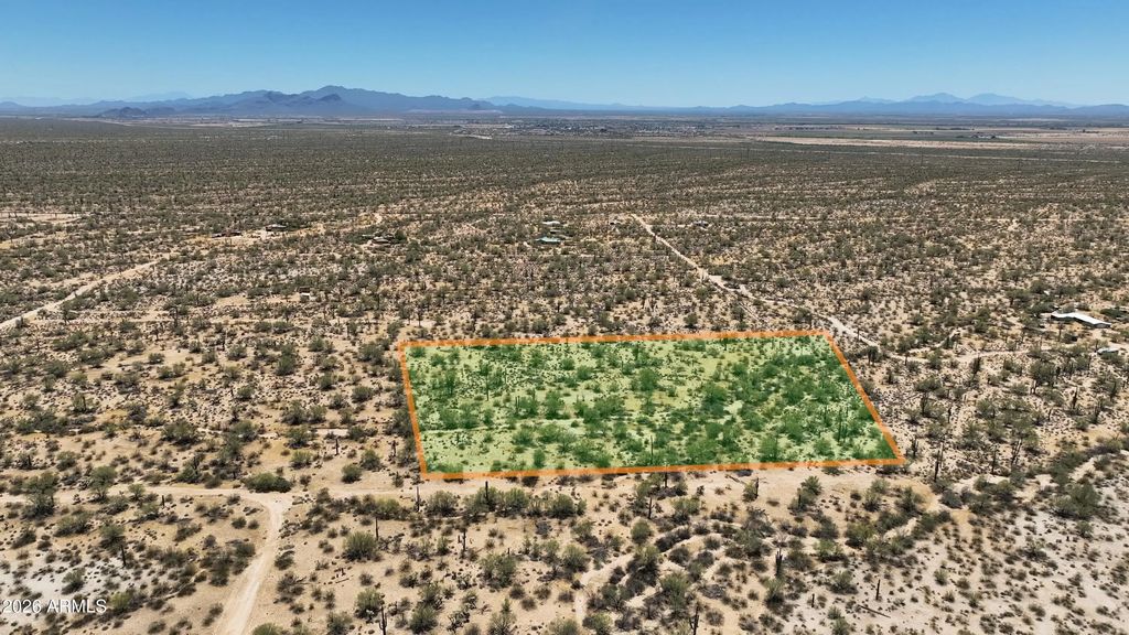 S Twin Hawk Lane (unit 1), Marana