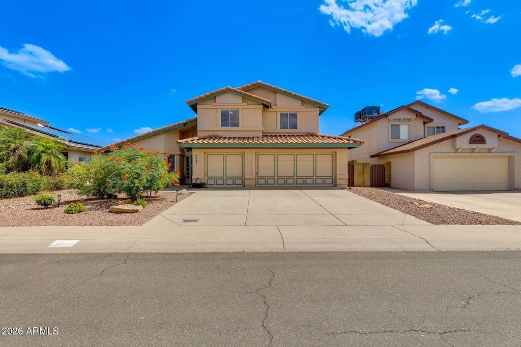 4041 W Avenida Del Sol Avenue, Glendale